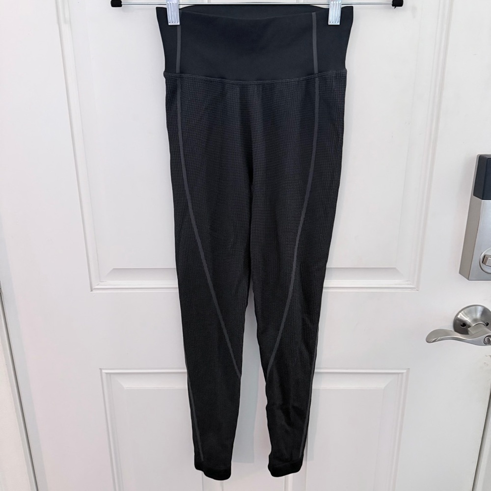 OFFLINE by Aerie Waffle Knit Leggings S | Black High Waist